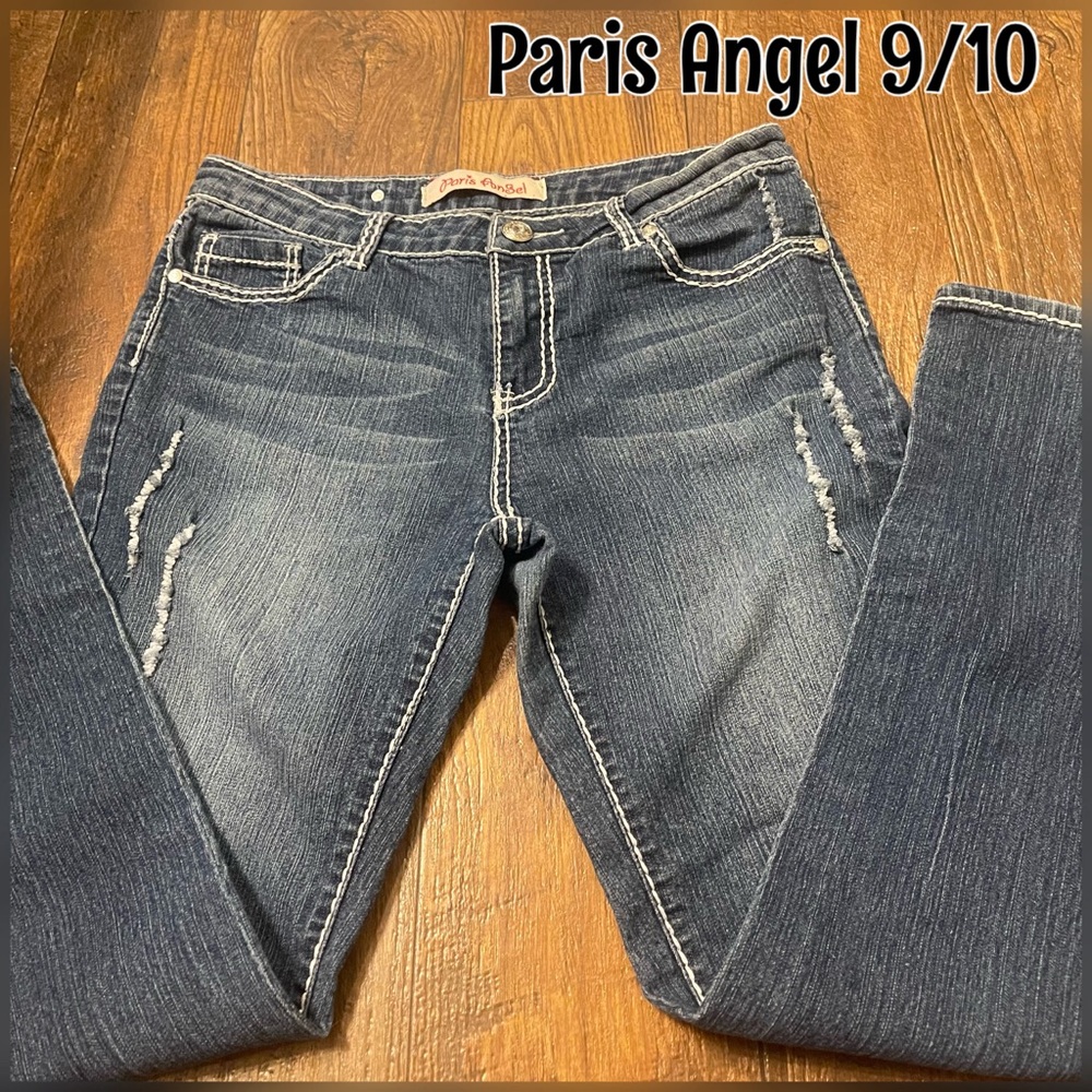 Paris Angel Distressed Straight Leg Jeans Size 9/10